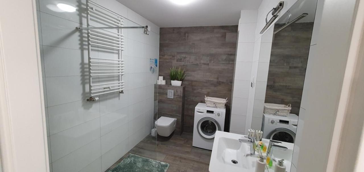 Apartament Z Basenem Laura Polanki Park Apartment Колобжег Екстериор снимка