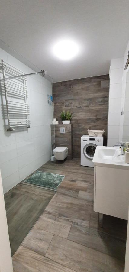 Apartament Z Basenem Laura Polanki Park Apartment Колобжег Екстериор снимка