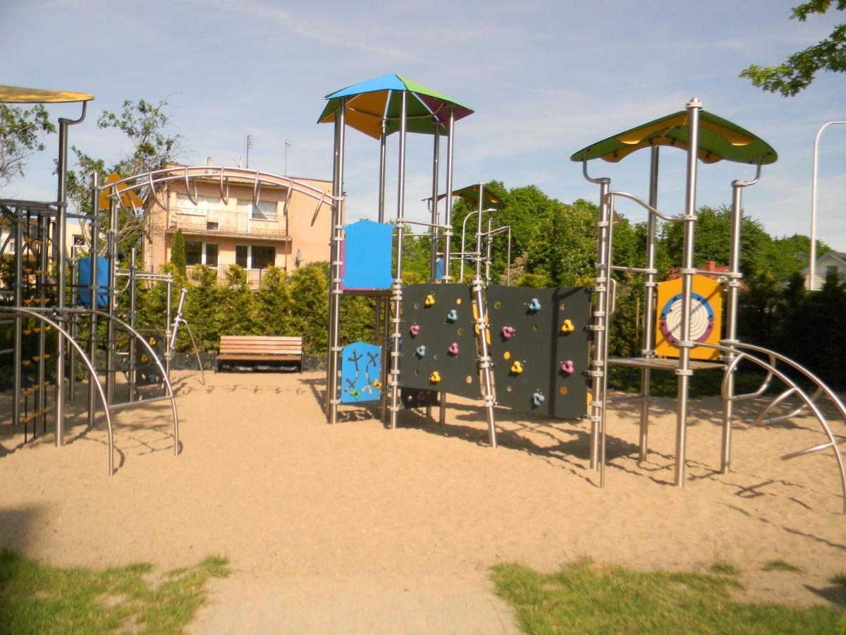 Apartament Z Basenem Laura Polanki Park Apartment Колобжег Екстериор снимка